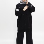 10457 PUANE İKİ İPLİK KUMAŞ SİM DETAYLI VE TAŞLI SWEATSHIRT-SİYAH