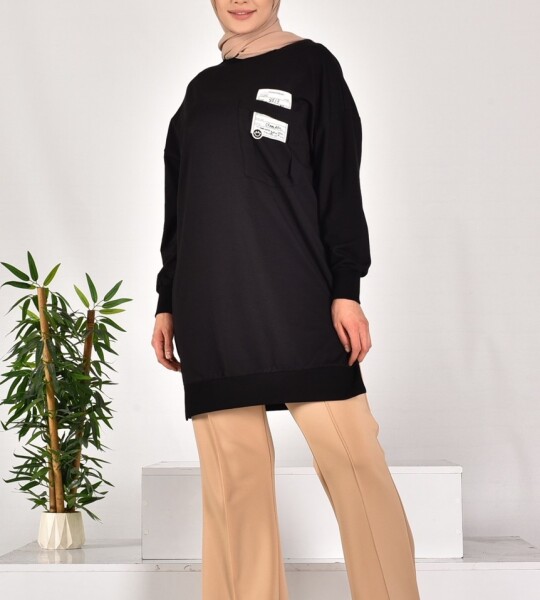 10597 PUANE İKİ İPLİK KUMAŞ CEP VE YAZI DETAYLI SWEATSHIRT-SİYAH