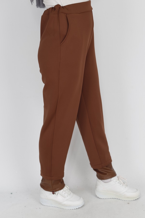 18139 Puane Scuba Kumaş Paçası Deri Detaylı Pantolon-TABA