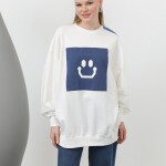 20623  İki İplik Kumaş Smile Baskılı Oversize Tesettür Sweatshirt-Ekru