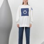 20623  İki İplik Kumaş Smile Baskılı Oversize Tesettür Sweatshirt-Ekru