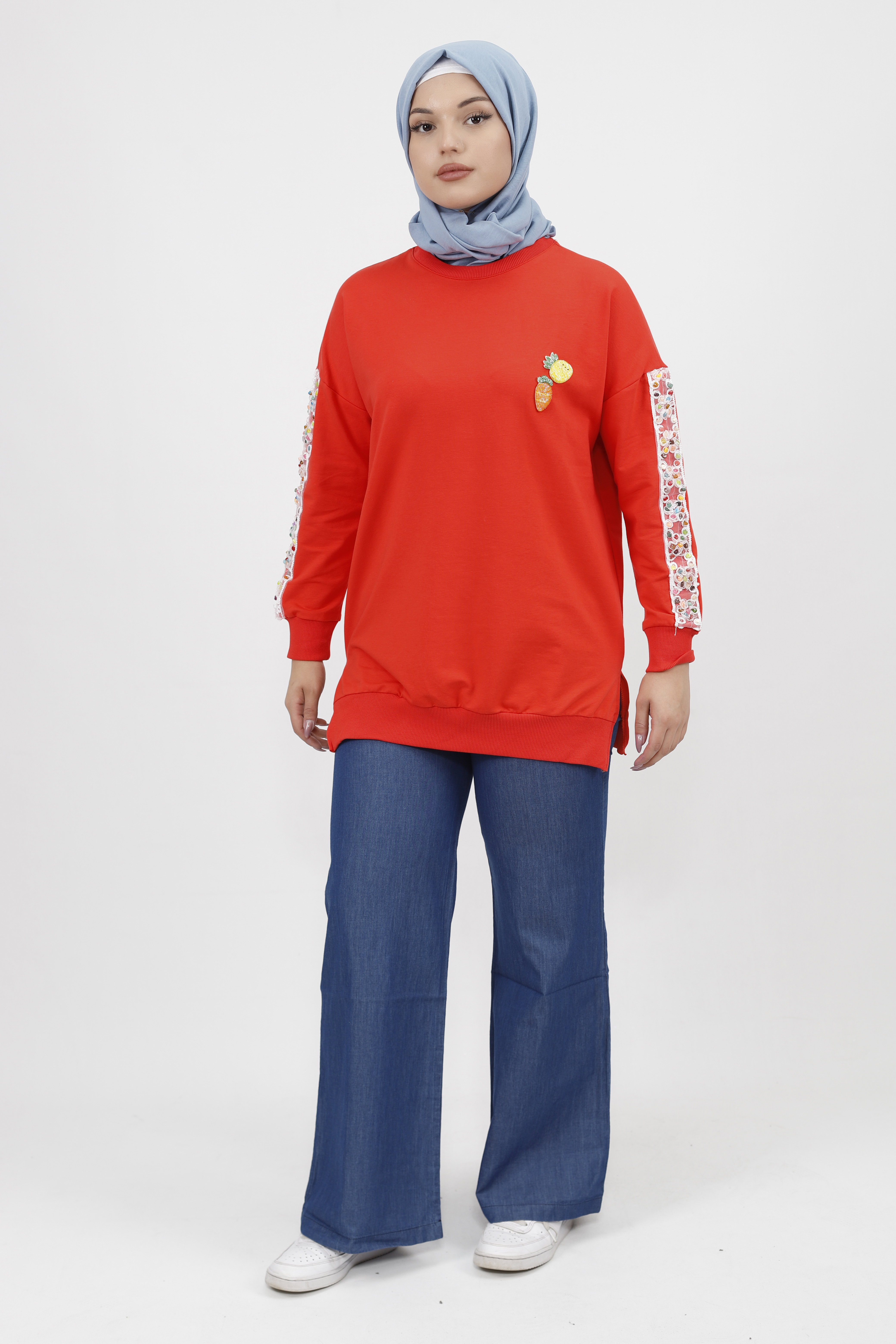 23009 Kolları Nakış Detaylı 2 İplik Sweatshirt