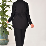 2554 Krep Kumaş Taş Aksesuar Detaylı Tesettür Üçlü Takım-SİYAH