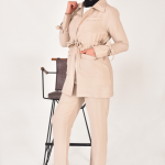 107 Lina Kumaş Keten Görünümlü Beli Büzgü Detaylı Üç Parça Tesettür Takım-TAŞ