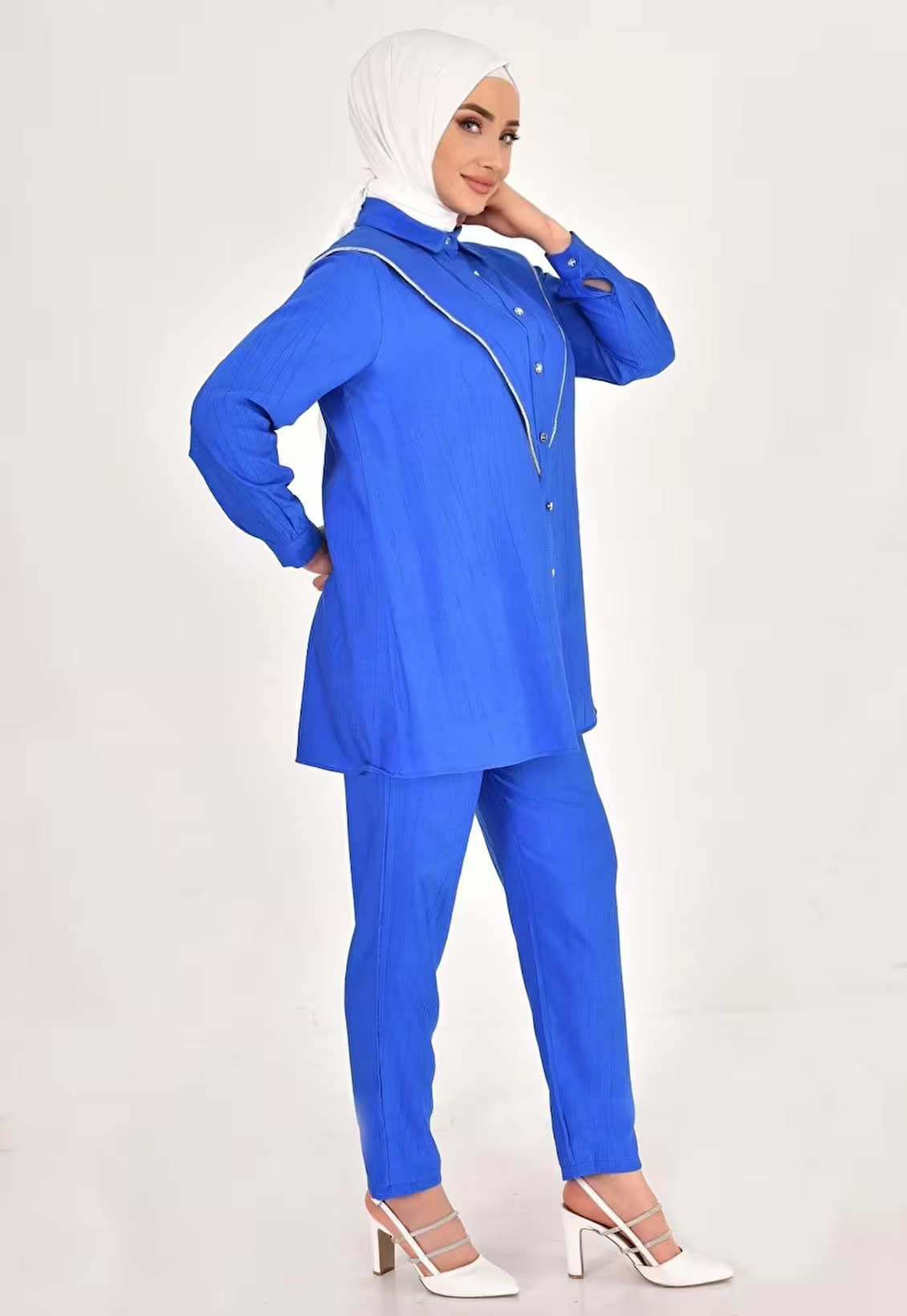 106 LİNA KETEN KUMAŞ TAŞ DETAYLI TESETTÜR 2Lİ TAKIM-SAKS