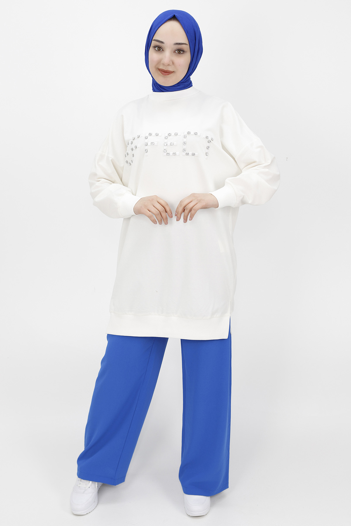 10208 Taş Detaylı Sweatshirt