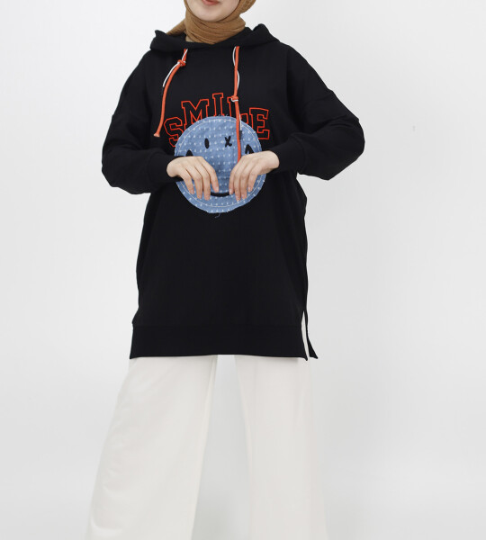 10230 Smile Detaylı Kapüşonlu Sweatshirt