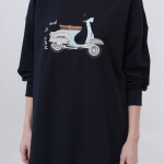 10636  İki İplik Kumaş Scooter Nakış Detaylı Tesettür Sweatshirt-Lacivert